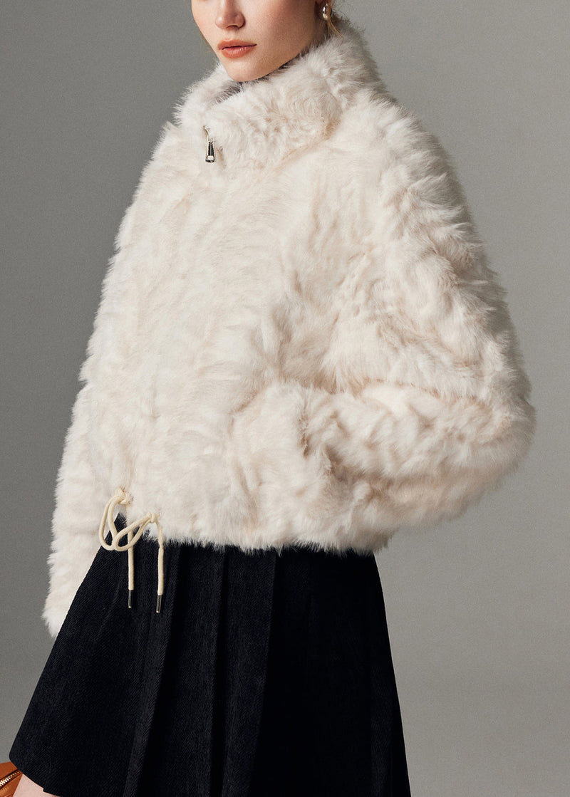 Elegantly Styled Coat for Everyday Wear
