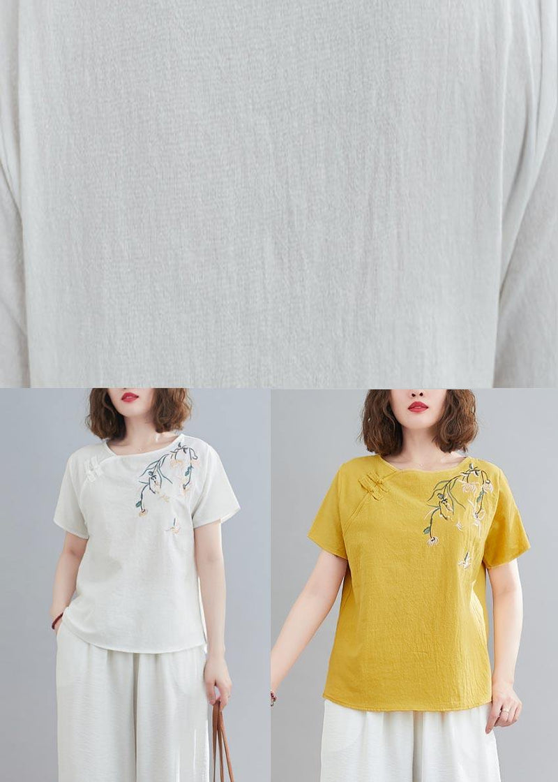 Polished Top with an Effortless Classic Look