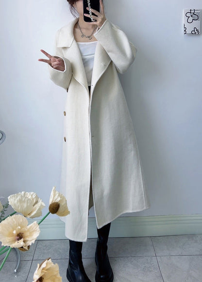 Sophisticated Coat with a Clean Classic Look