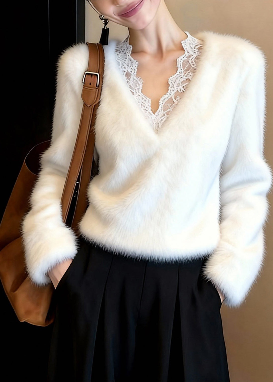 Well Tailored Sweater with a Graceful Silhouette