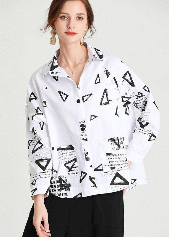 Classic Vintage Shirt with a Flattering Fit