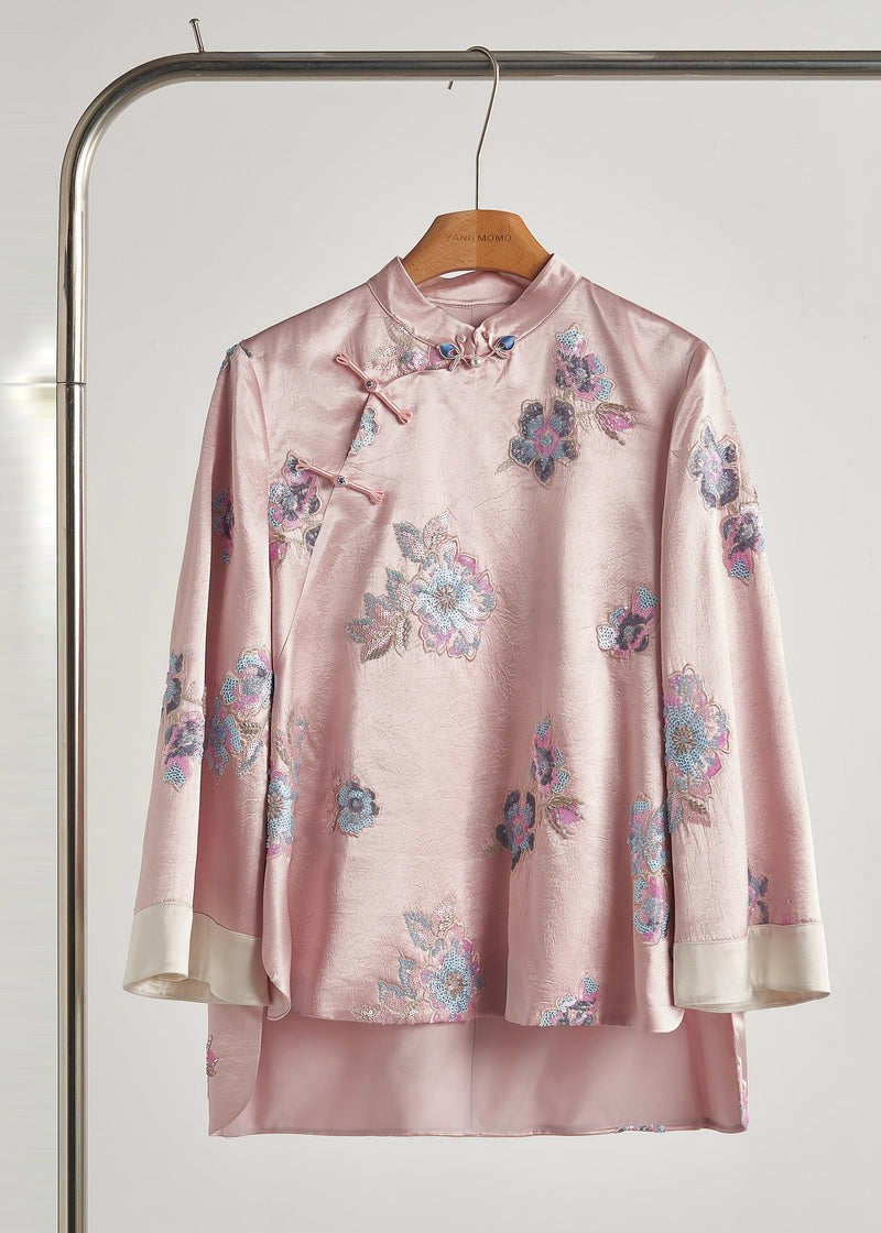 Classic Vintage Coat with a Flattering Fit