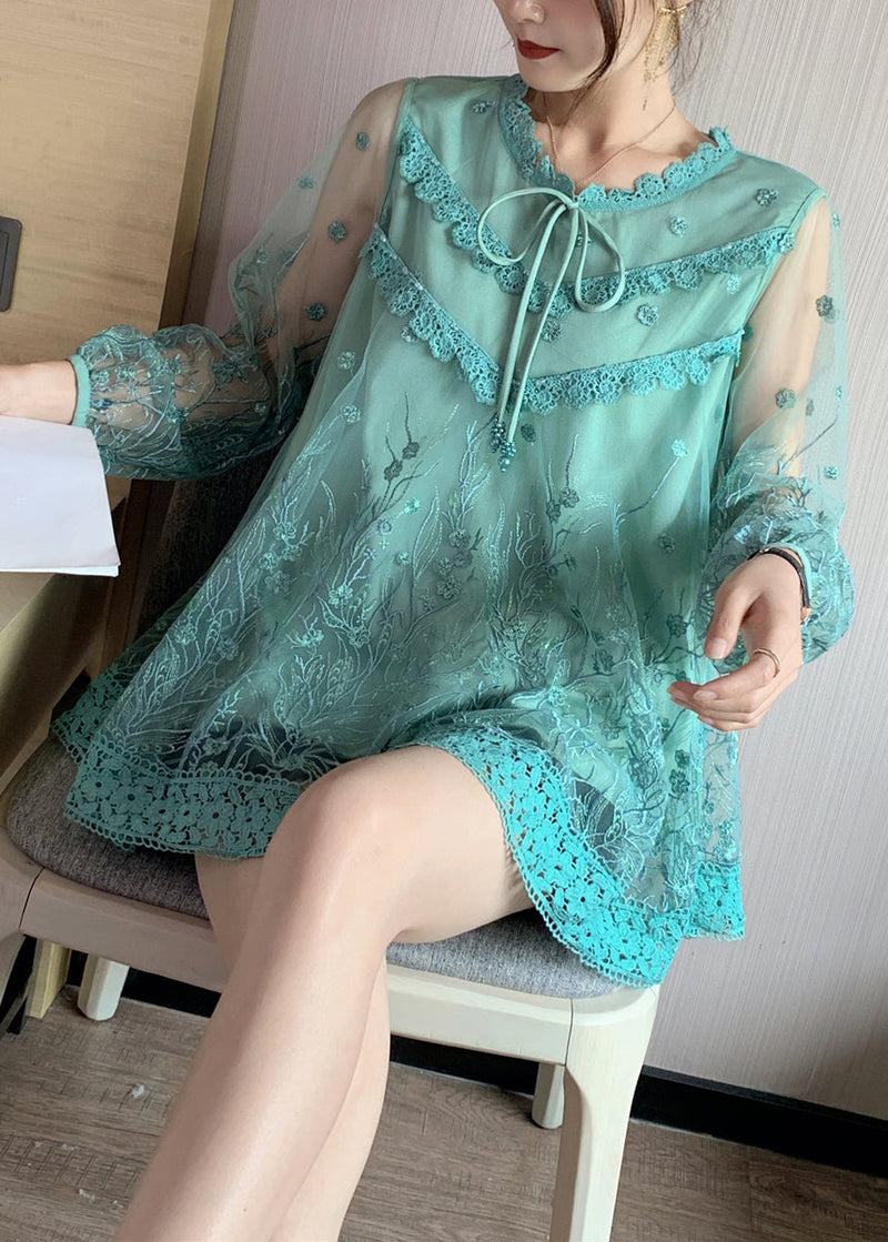 A Vintage Style Top with Delicate Timeless Details
