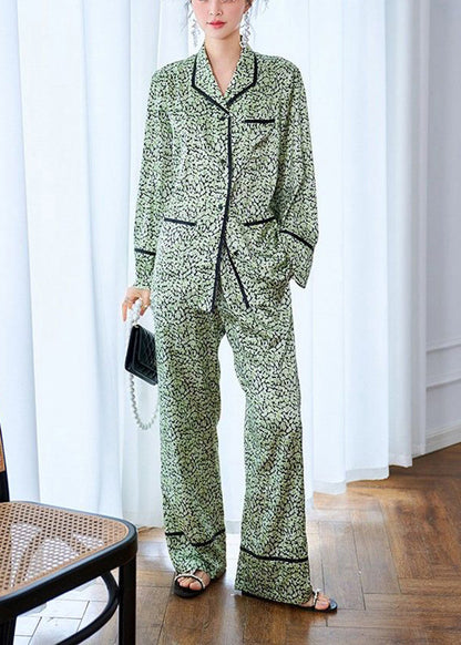 Casually Elegant Garment with a Refined Edge