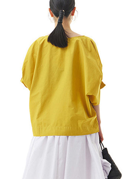 Classic Vintage Shirt with a Flattering Fit