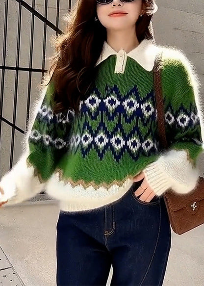 Classic Vintage Top with a Flattering Fit