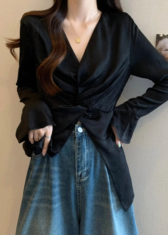 Classic Vintage Shirt with a Flattering Fit