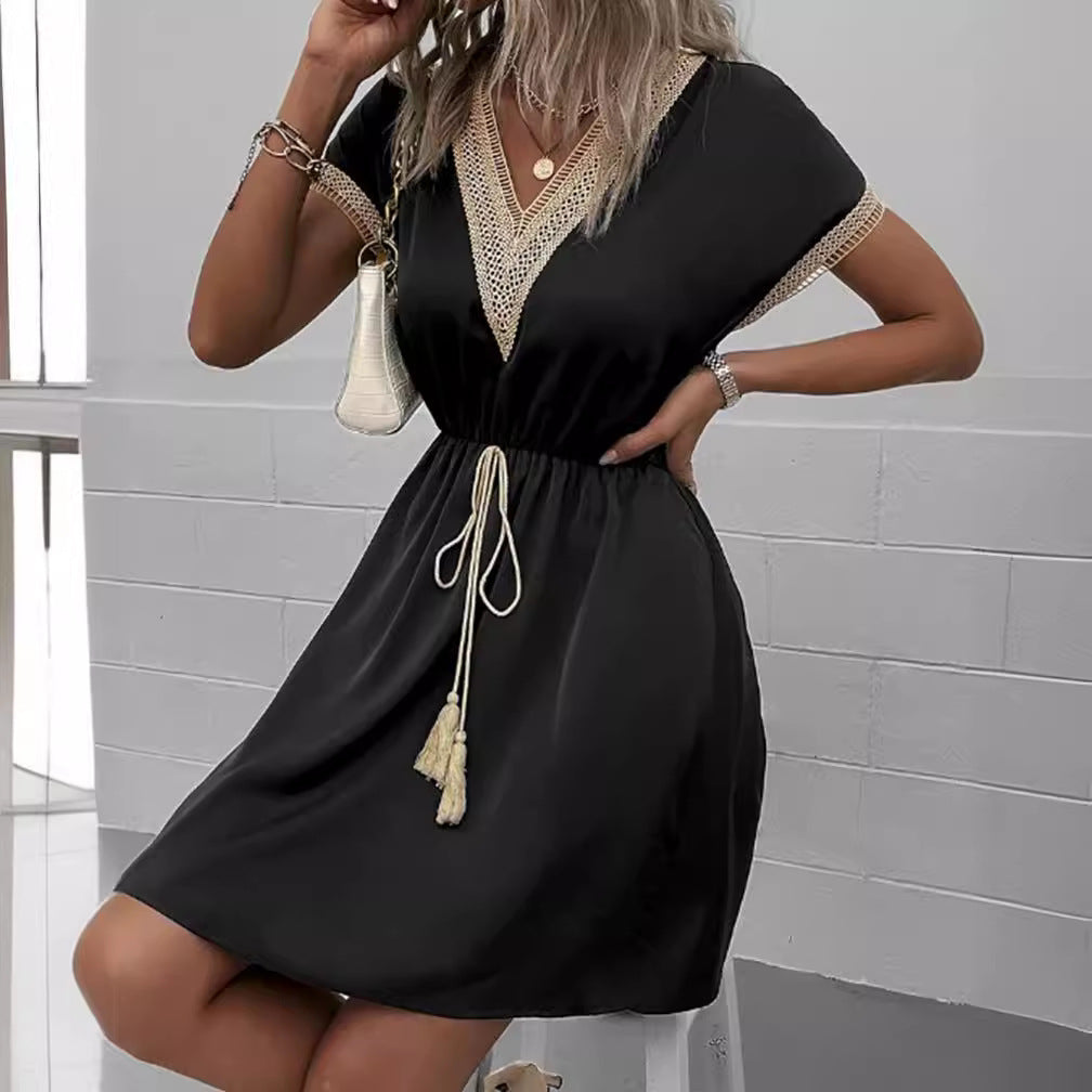 Beautifully Finished Dress in a Timeless Design