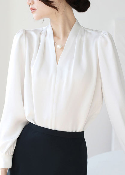 Well Tailored Shirt with a Graceful Silhouette