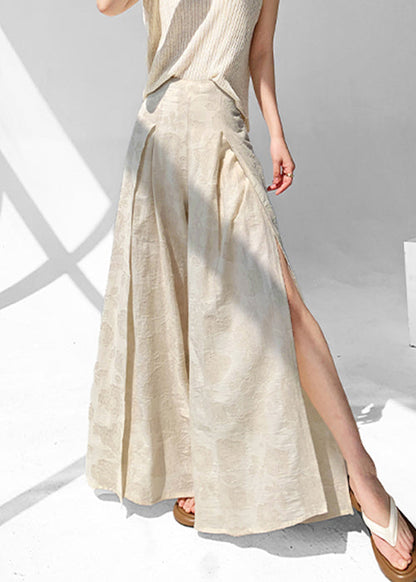 Elegantly Styled Pants for Everyday Wear