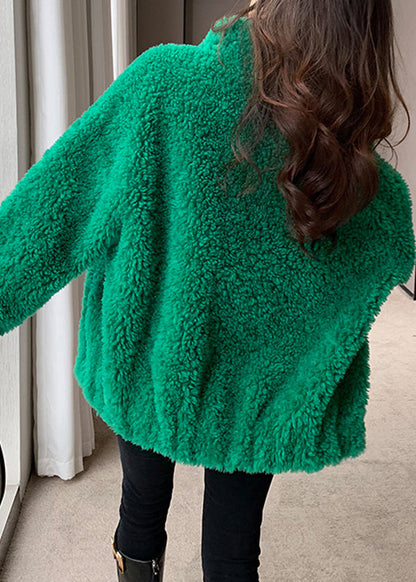 Effortlessly Elegant Coat with a Timeless Design