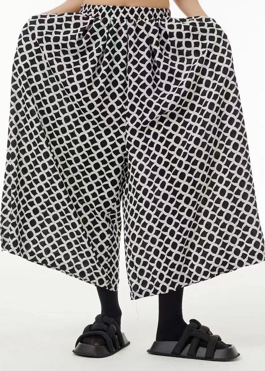 Classic Vintage Pants with a Flattering Fit