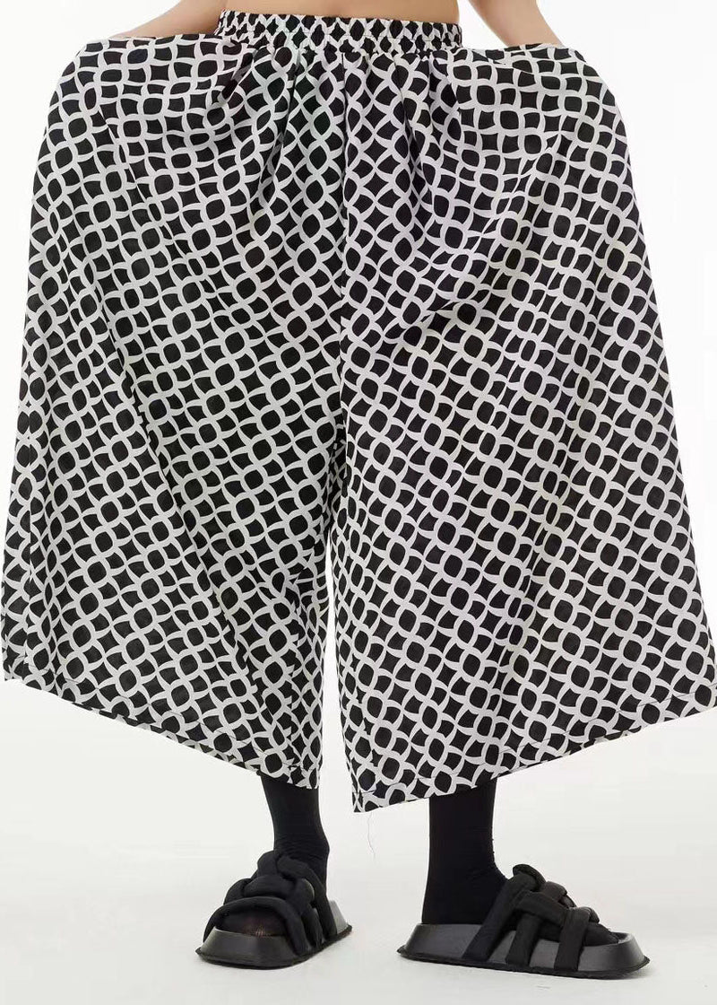 Classic Vintage Pants with a Flattering Fit