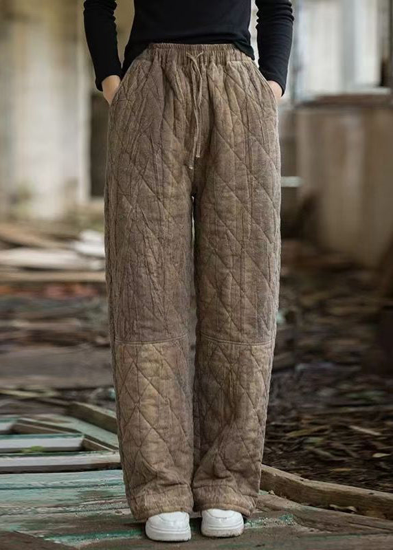 Well Tailored Pants with a Graceful Silhouette