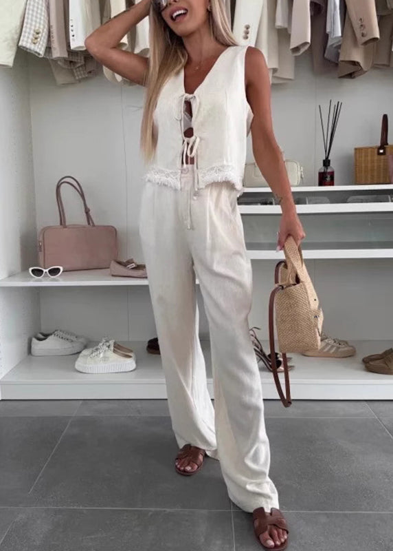 Well Tailored Pants with a Graceful Silhouette