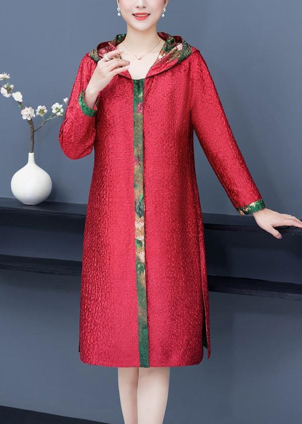 Well Tailored Coat with a Graceful Silhouette