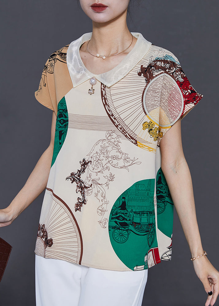 Well Tailored Blouse with a Graceful Silhouette
