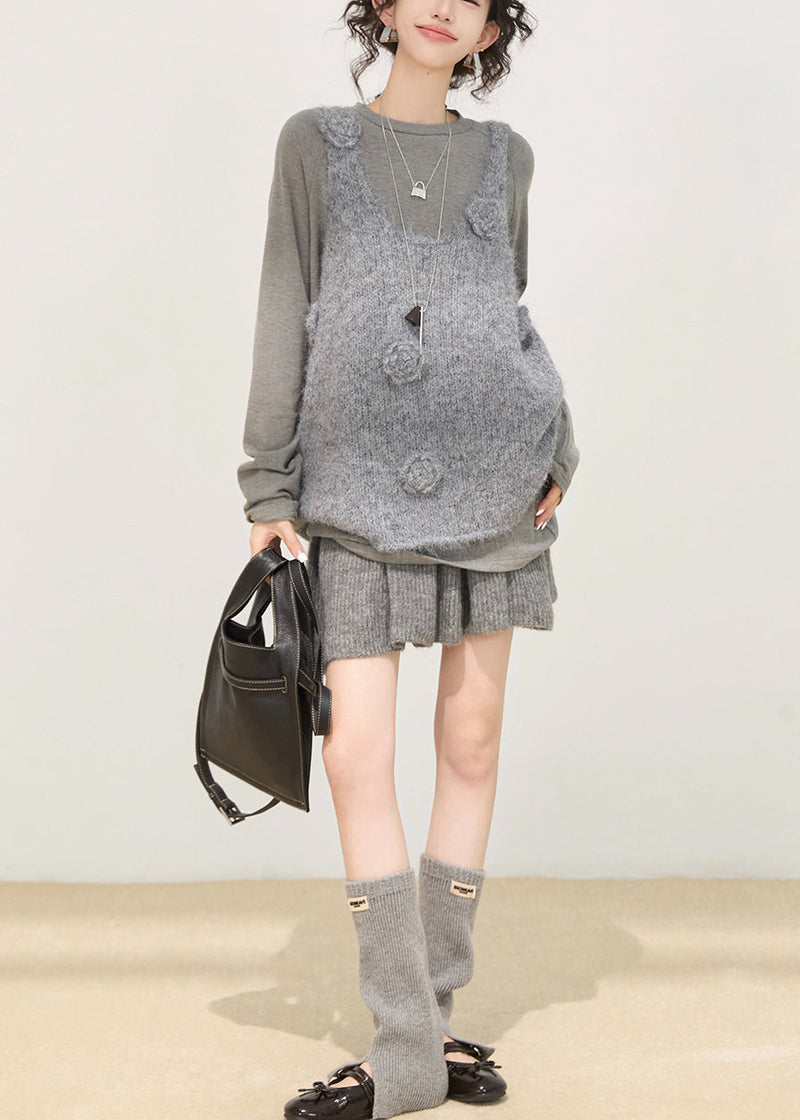 Gracefully Styled Garment for Any Occasion