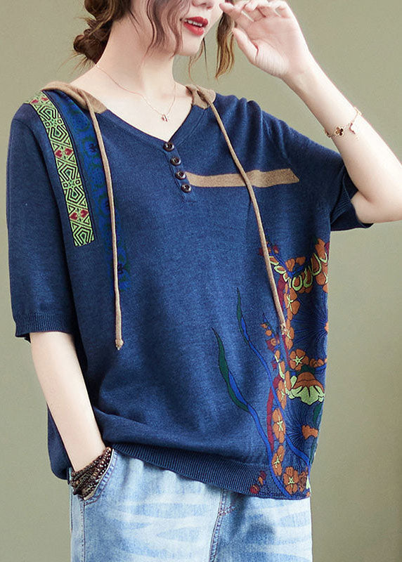 Classic Vintage Top with a Flattering Fit
