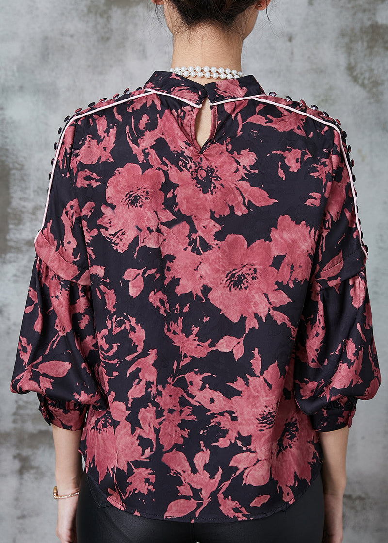 Classic Vintage Shirt with a Flattering Fit