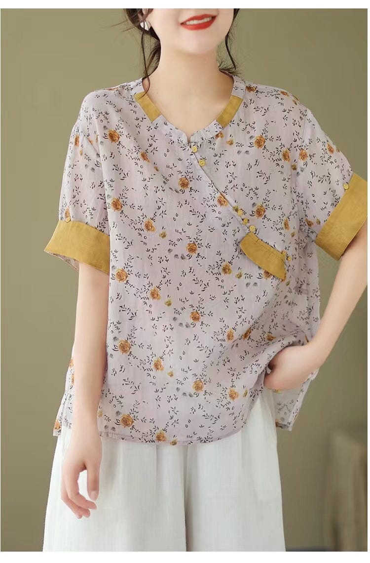 Beautifully Crafted Blouse in a Classic Style