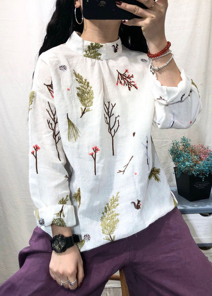 Sophisticated Blouse with a Clean Classic Look
