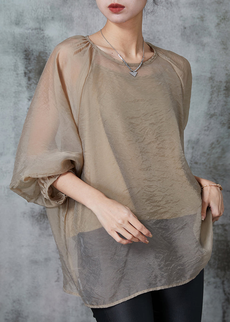 Beautifully Finished Top in a Timeless Design