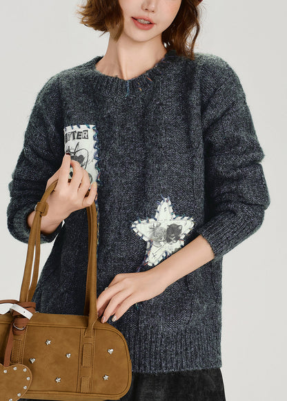 Well Tailored Sweater with a Graceful Silhouette