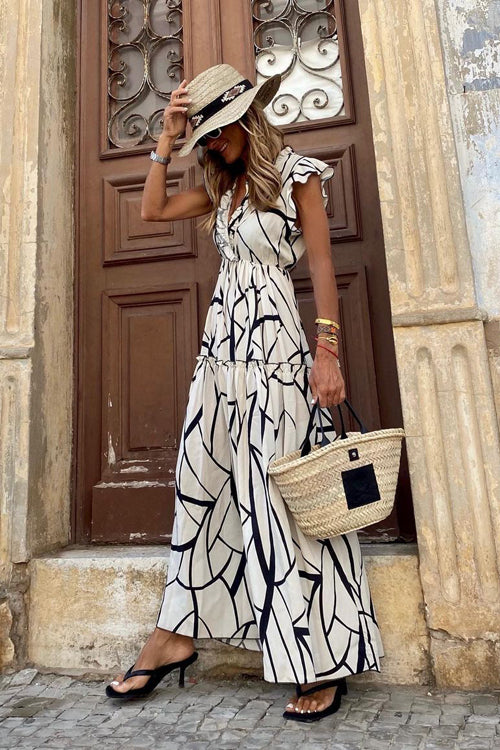 Effortlessly Elegant Dress with a Timeless Design