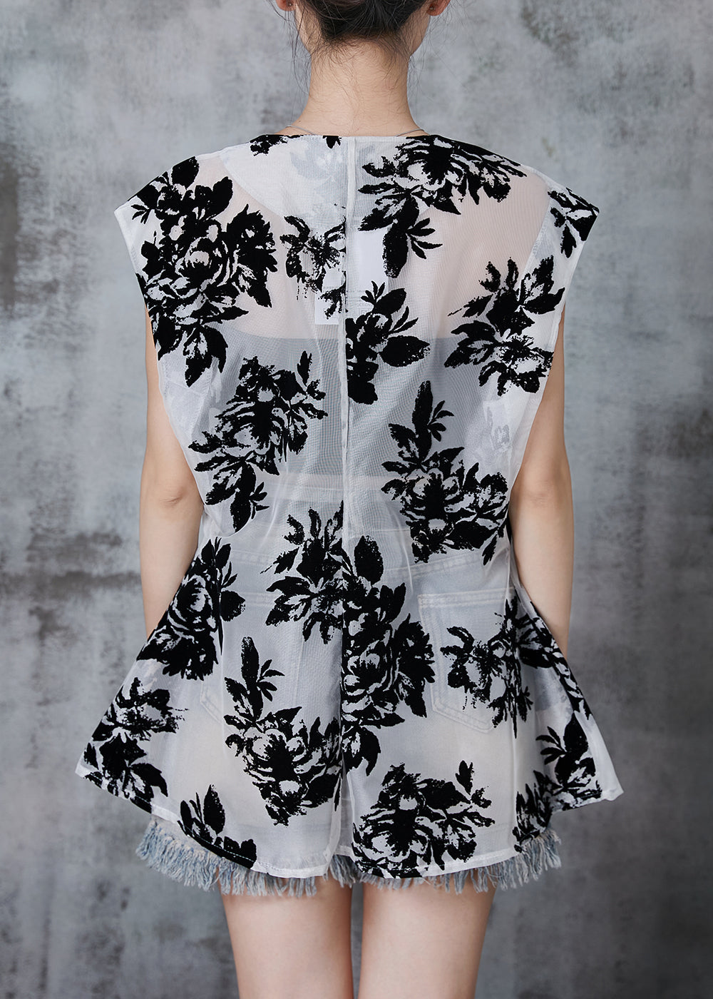Classic Vintage & Enduringly Stylish Top