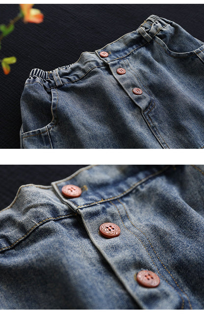 Effortlessly Elegant Garment with a Timeless Design