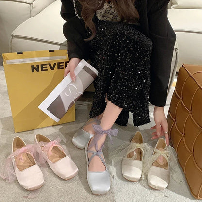 Graceful Orthopedic Flats for Modern Look