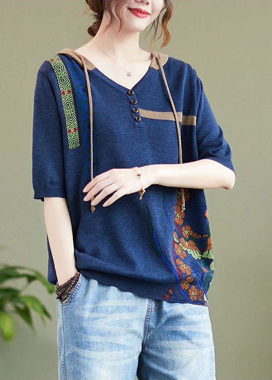 Classic Vintage Top with a Flattering Fit