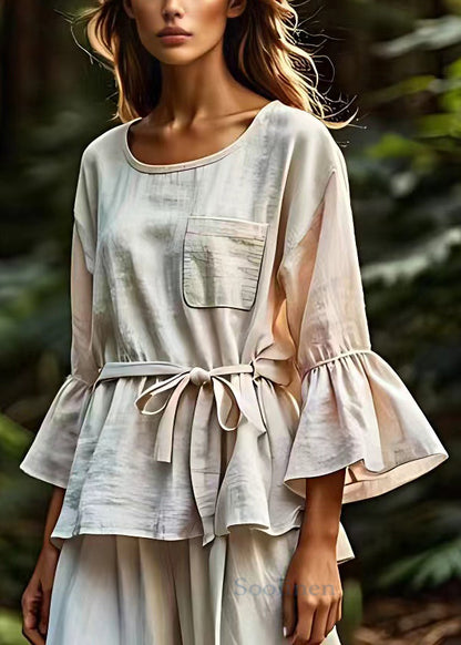 Sophisticated Blouse with a Clean Classic Look
