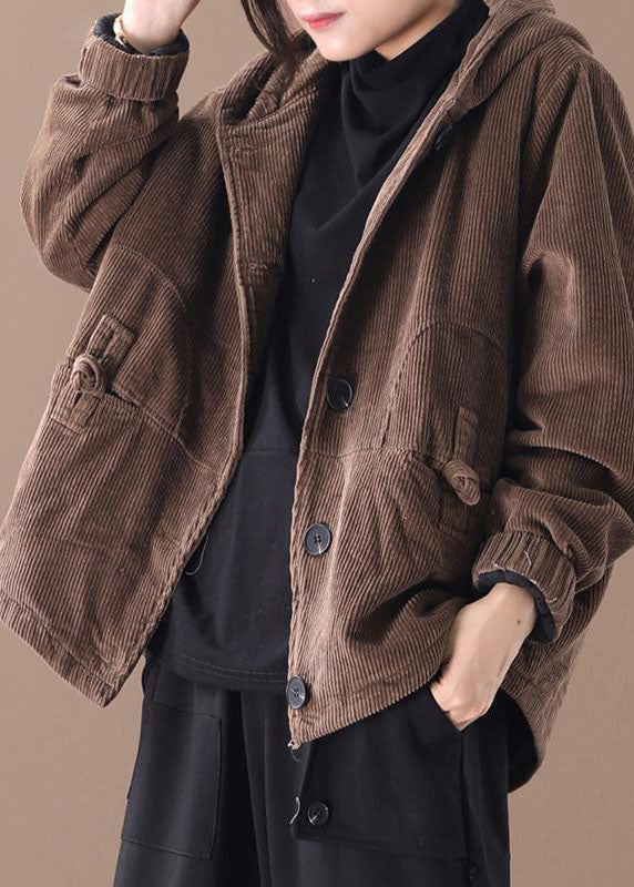 Well Tailored Coat with a Graceful Silhouette