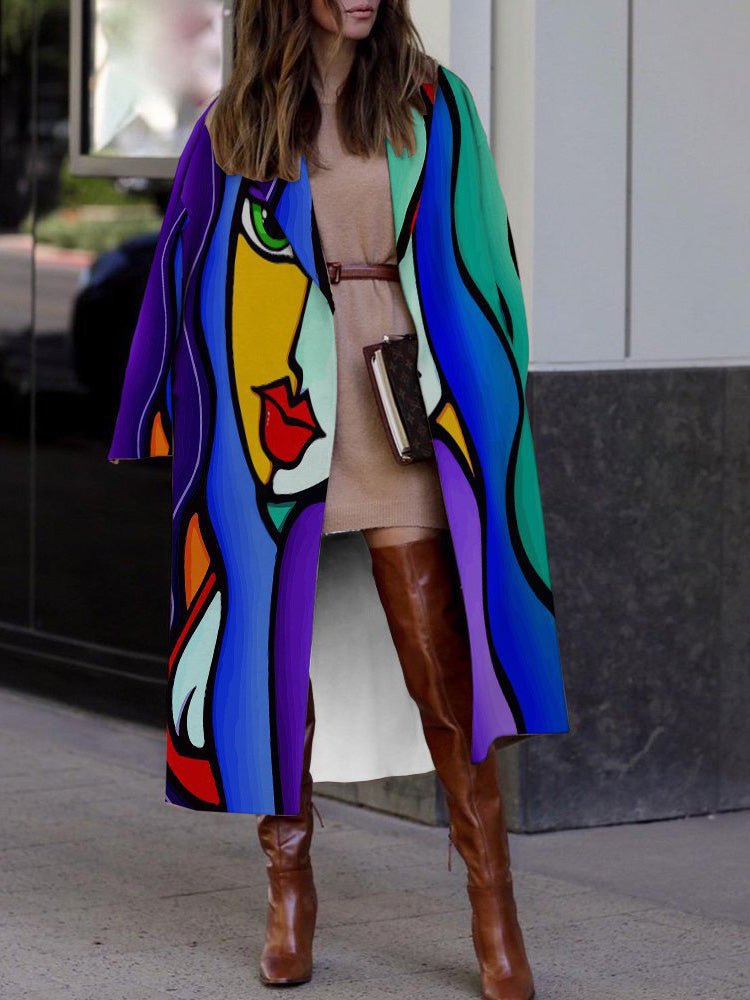 Well Tailored Coat with a Graceful Silhouette