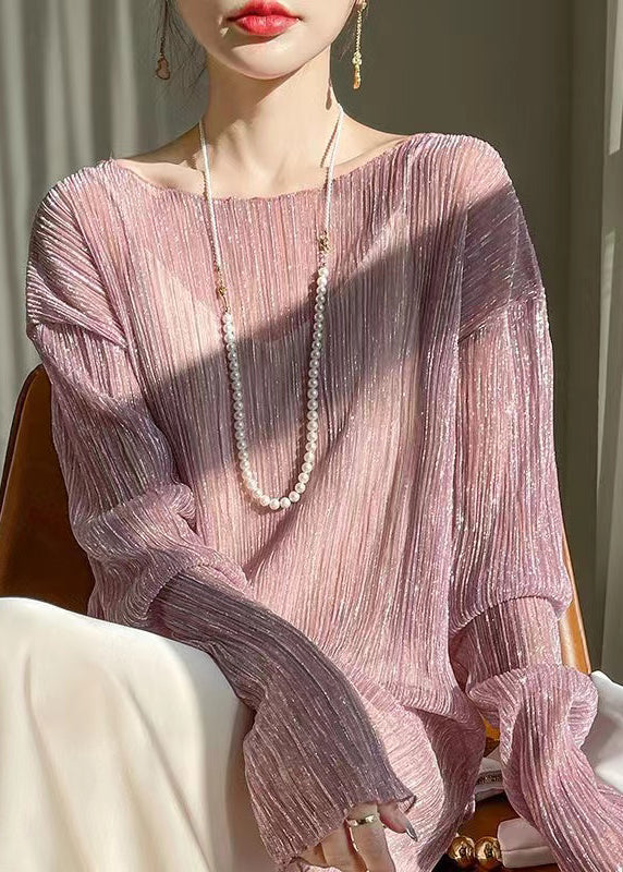 Effortlessly Elegant Top with a Timeless Design