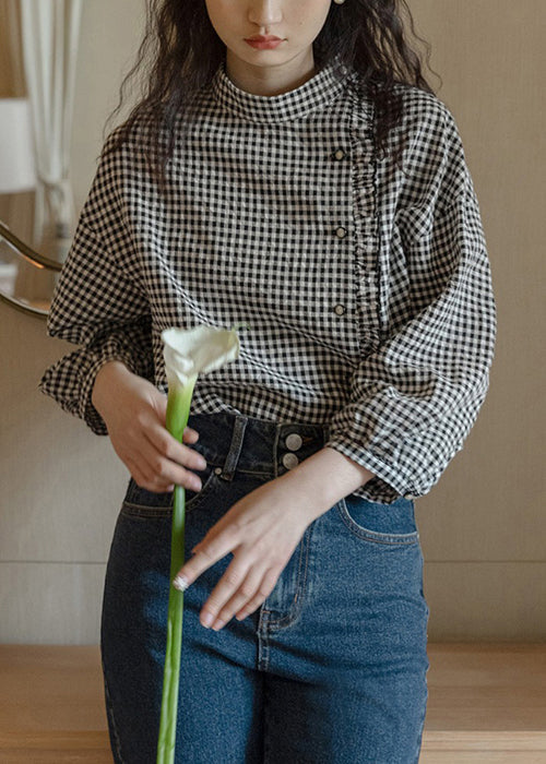 Classic Vintage Shirt with a Flattering Fit
