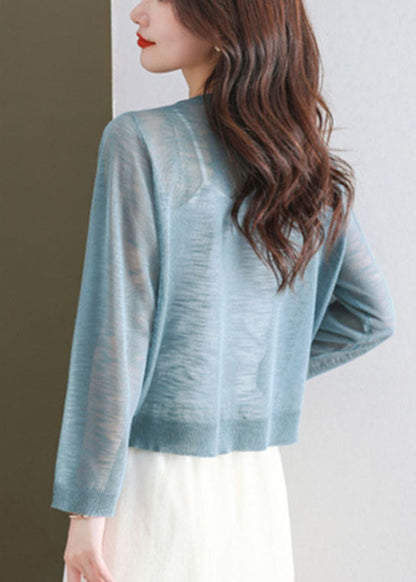 Effortlessly Elegant Cardigan with a Timeless Design