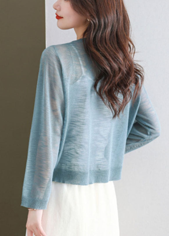 Effortlessly Elegant Cardigan with a Timeless Design