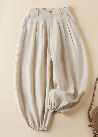 Well Tailored Pants with a Graceful Silhouette