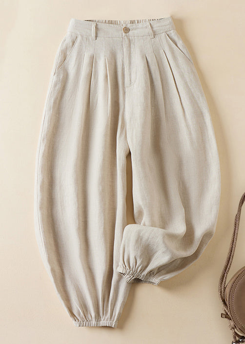 Well Tailored Pants with a Graceful Silhouette