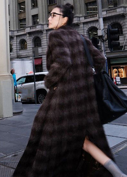 Gracefully Styled Coat for Any Occasion