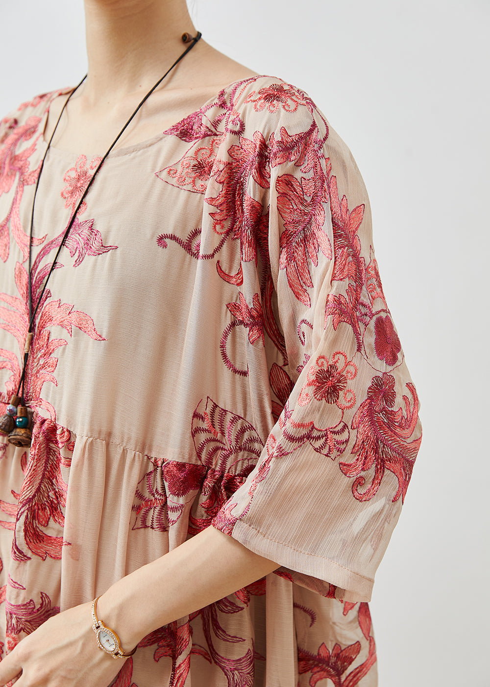 Beautifully Crafted Dress in a Classic Style