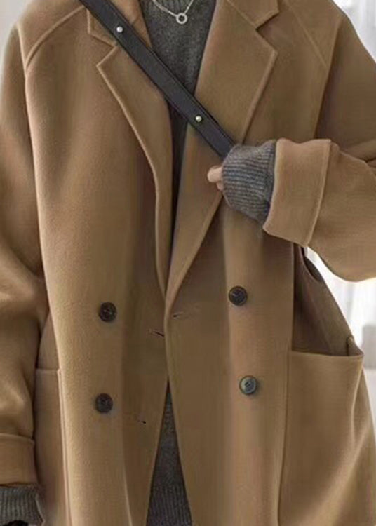 Sophisticated Coat with a Clean Classic Look