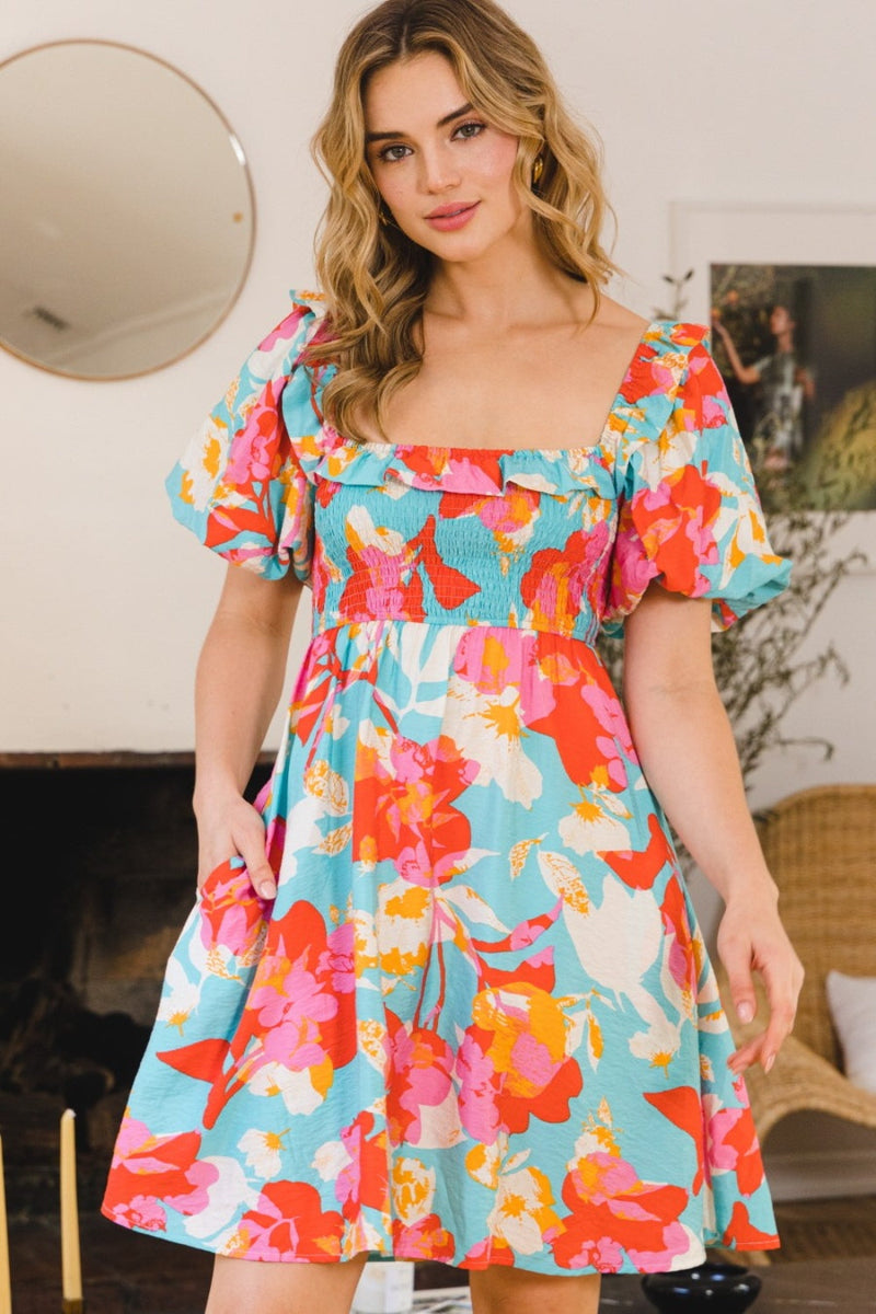 Gracefully Styled Dress for Any Occasion