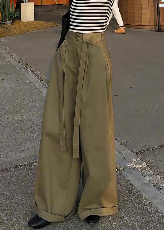 Beautifully Finished Pants in a Timeless Design