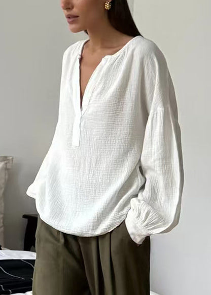 Well Tailored Shirt with a Graceful Silhouette