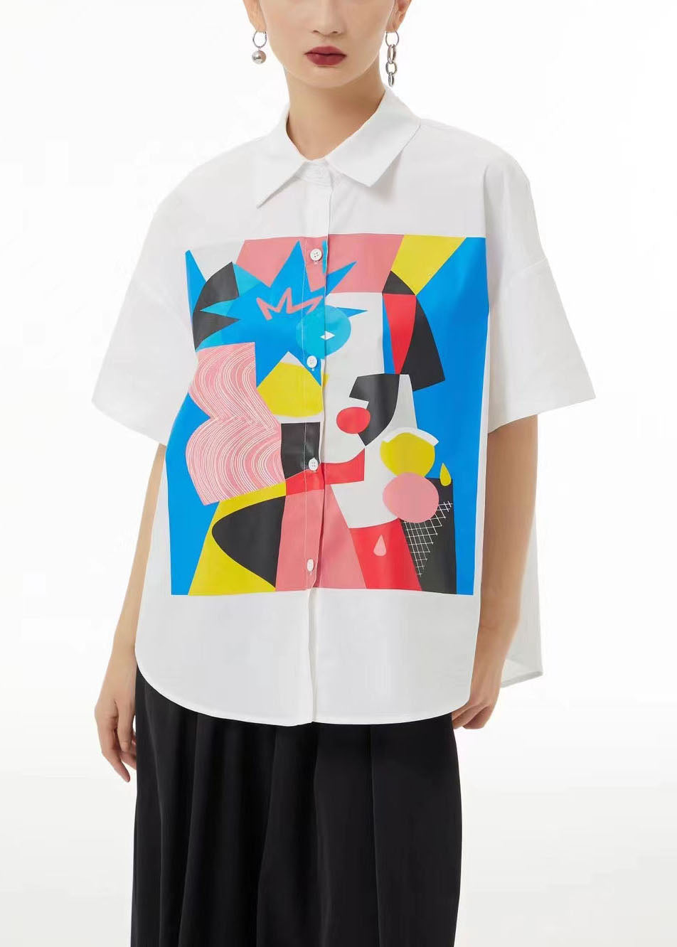 Well Tailored Shirt with a Graceful Silhouette