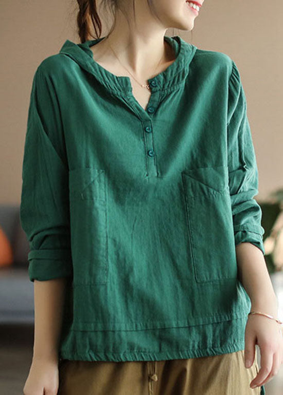 Well Tailored Top with a Graceful Silhouette